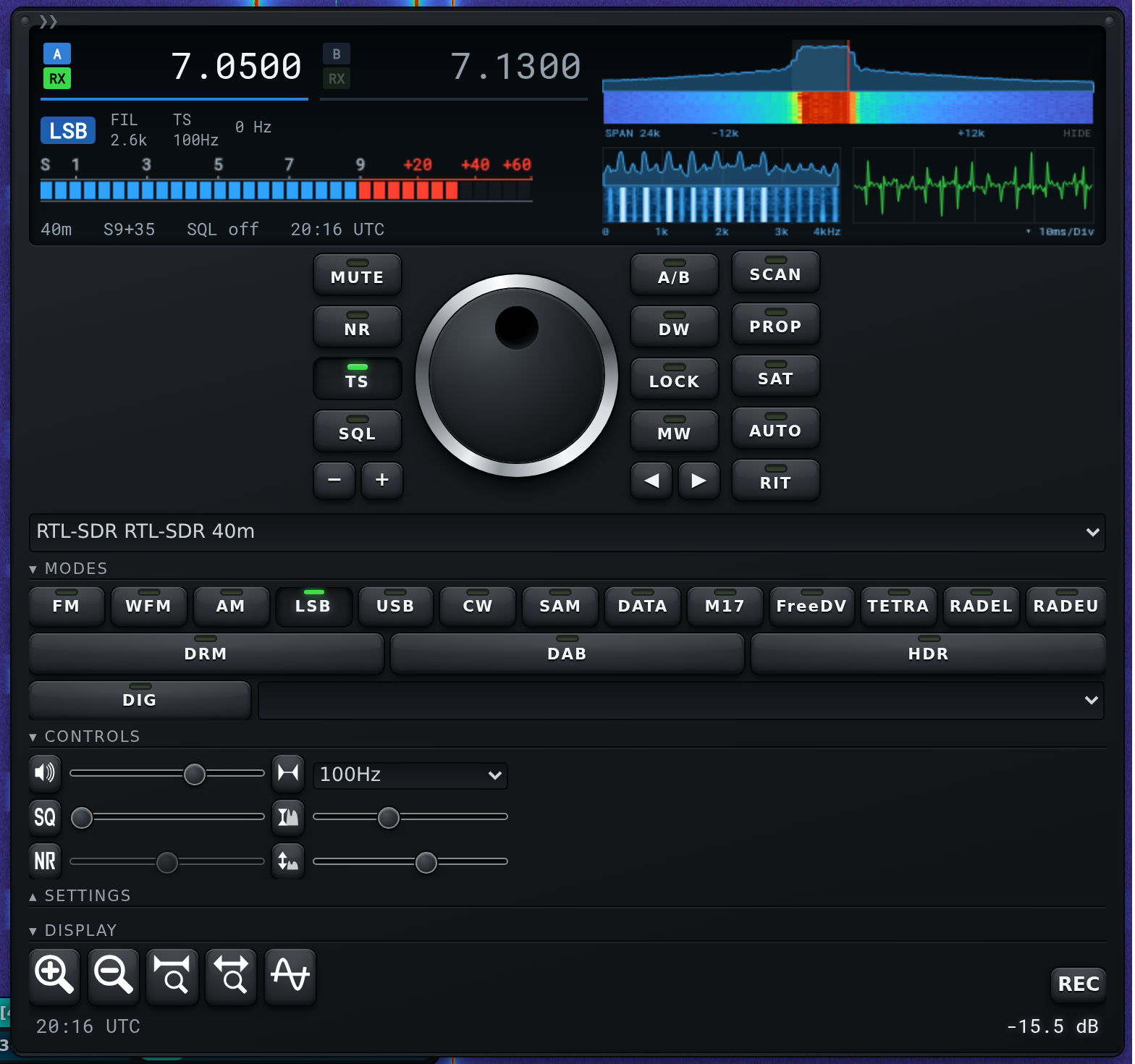 rig_skin wide layout with propagation and beacon tracker